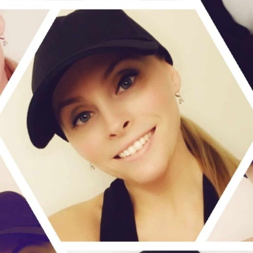 Meet your Posher, Ashley